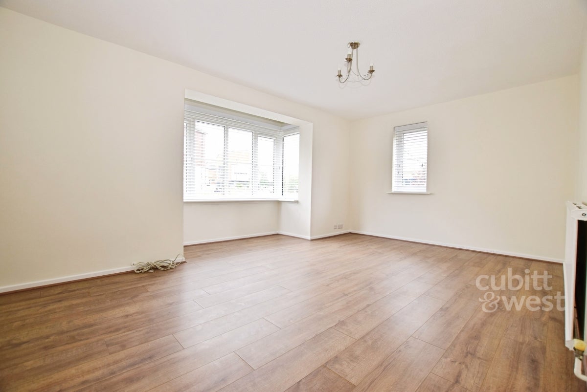 Flat Alexandra Road in Shanklin