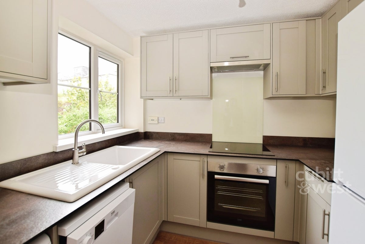 Flat Alexandra Road in Shanklin