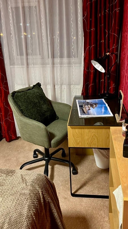 Room Gurnell Grove in Greater London