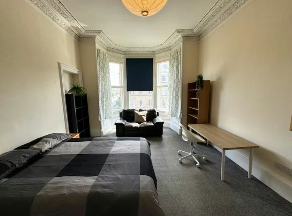 Flat Warrender Park Road in City of Edinburgh