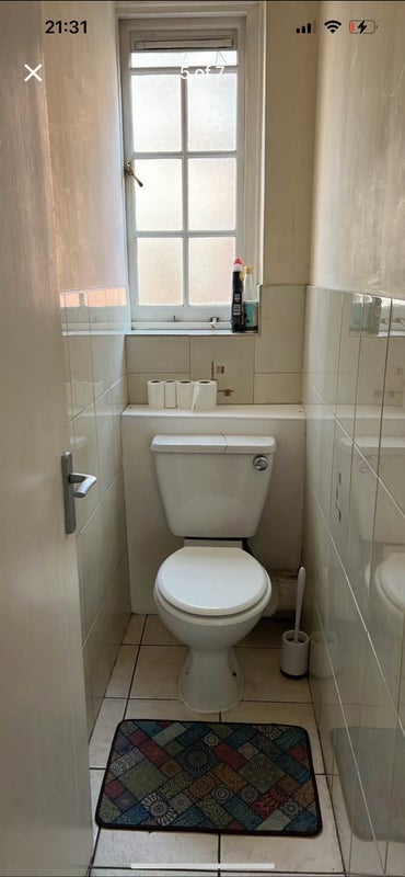 Room Boundary Street in Greater London
