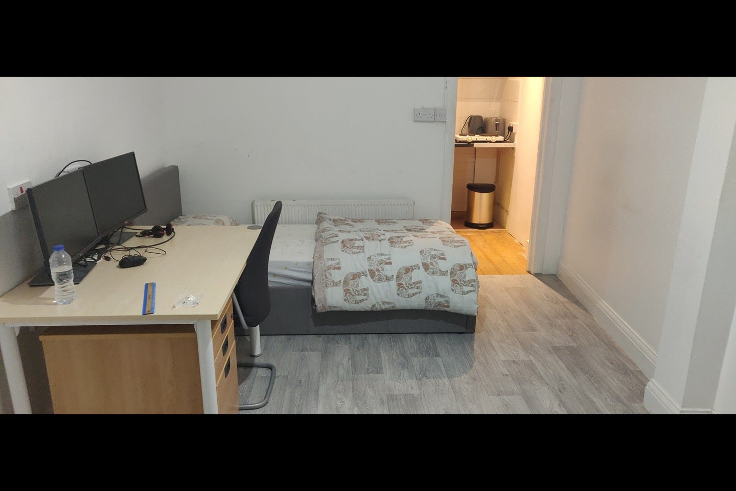 Room Selwyn Crescent in Welwyn Hatfield
