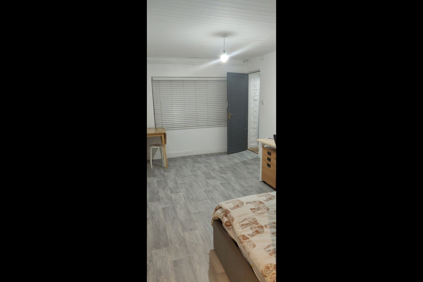 Room Selwyn Crescent in Welwyn Hatfield