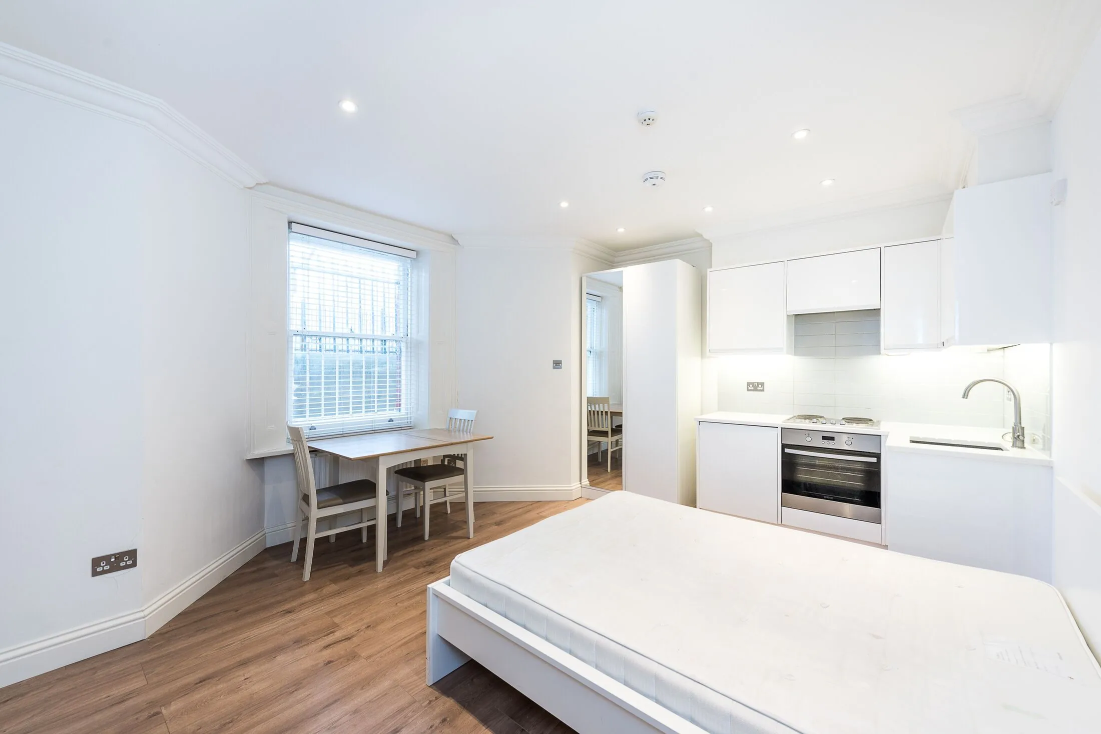 Flat Udall Street in City of Westminster
