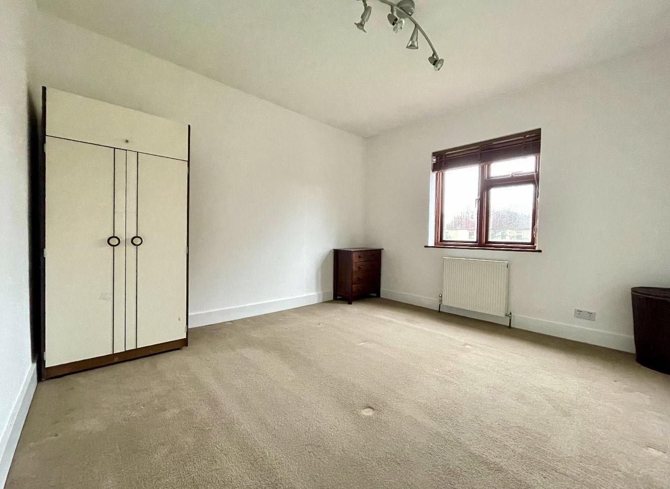 Room Longbridge Road in Greater London