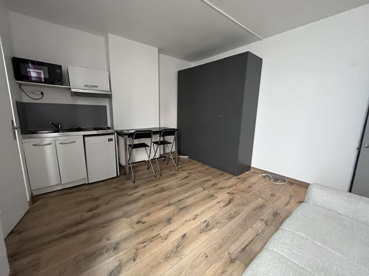 Appartement Rue des Suisses à Paris