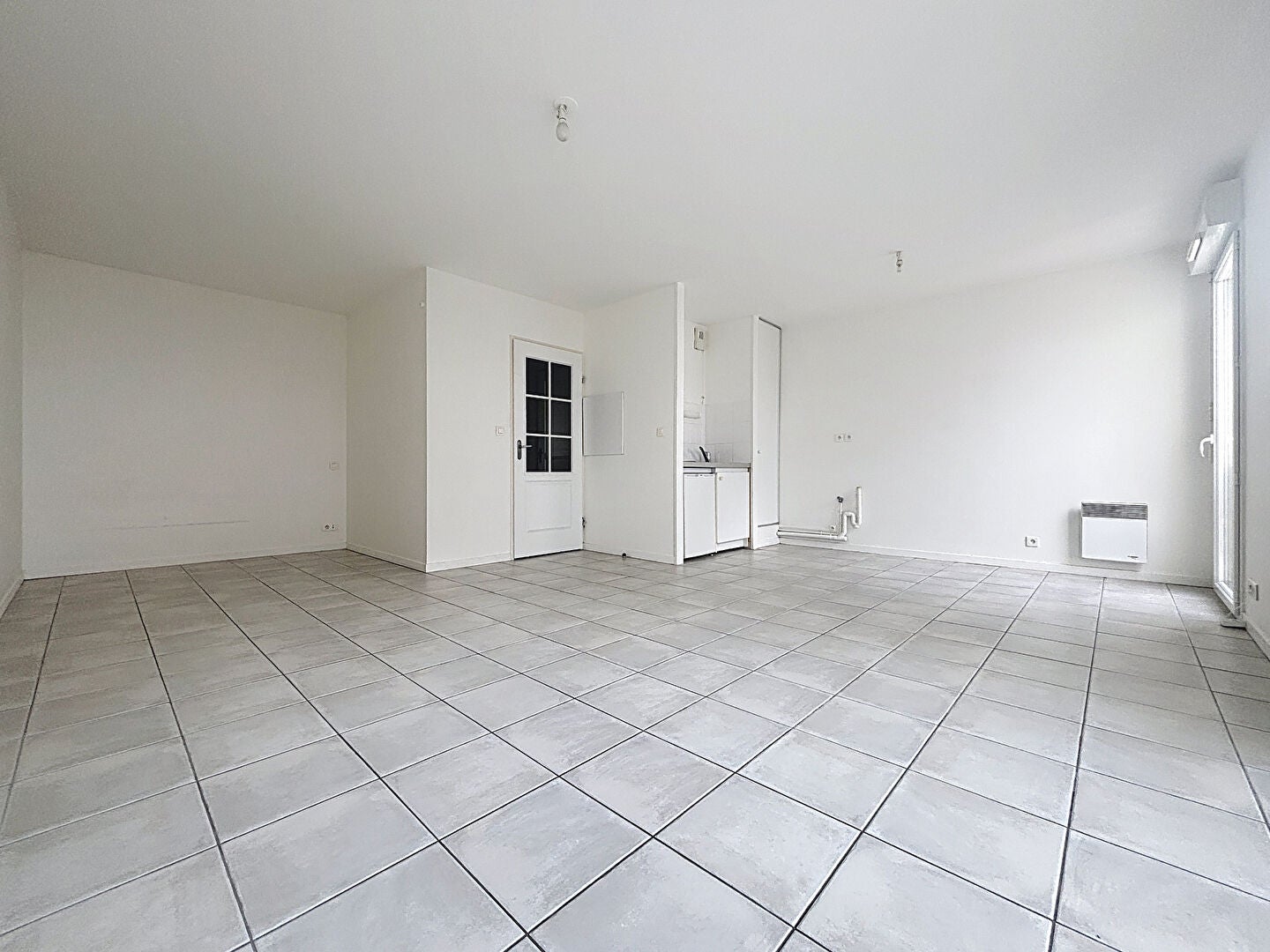 Appartement D 11 à Nuret-le-Ferron