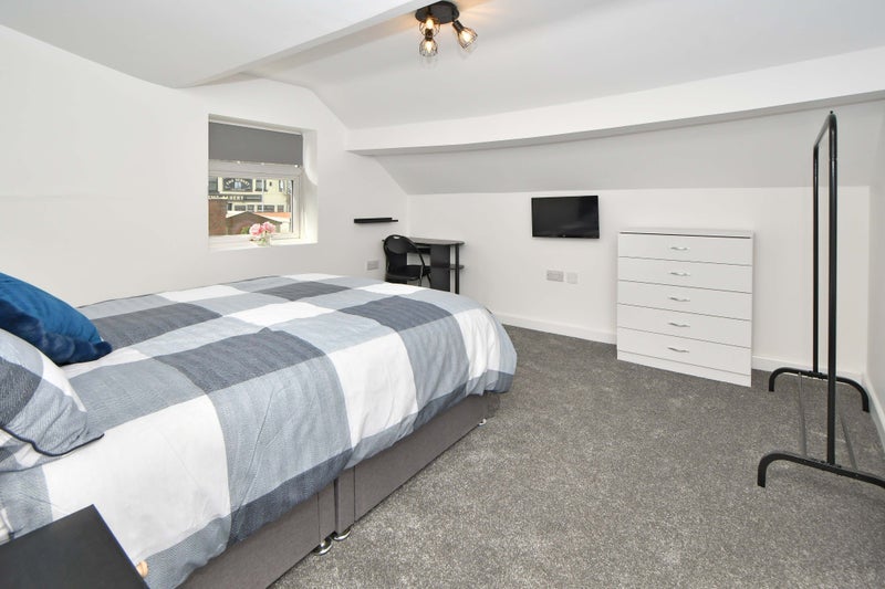 Room London Road in Stoke-on-Trent