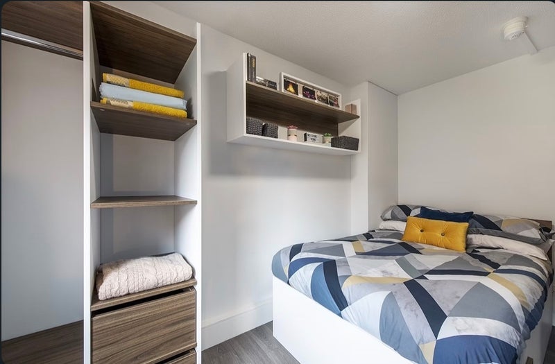 Room Rawson Street in Leicester