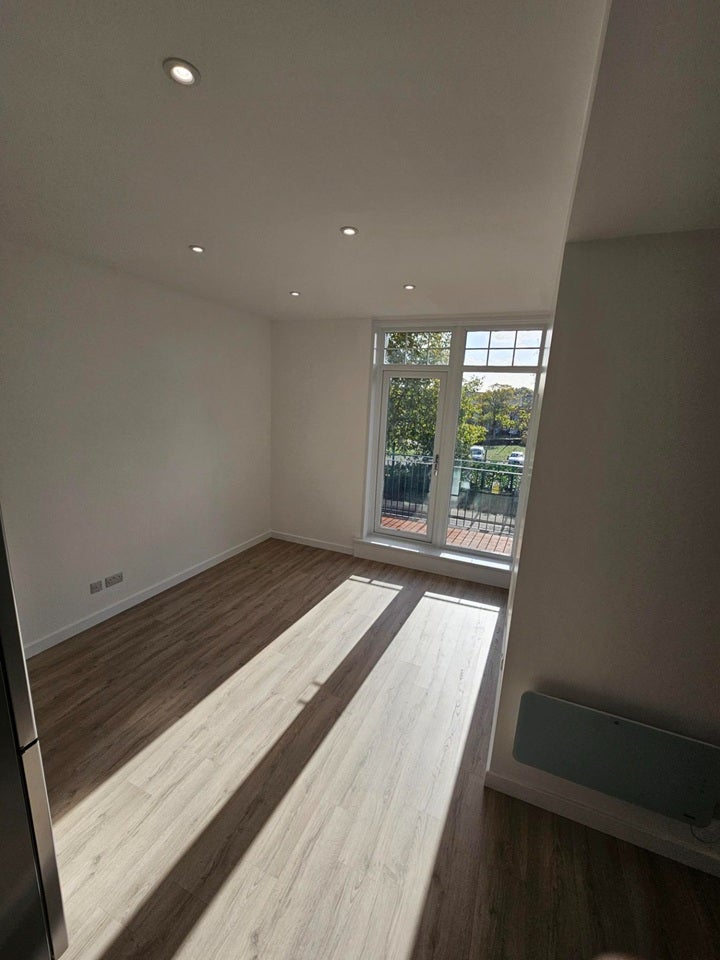 Flat Lynchford Road in Rushmoor