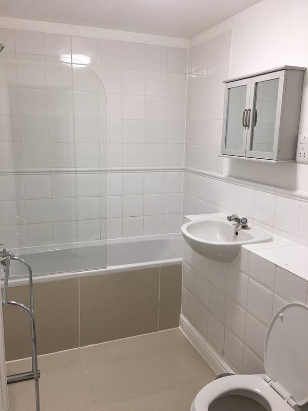 Room Nottage Crescent in Braintree