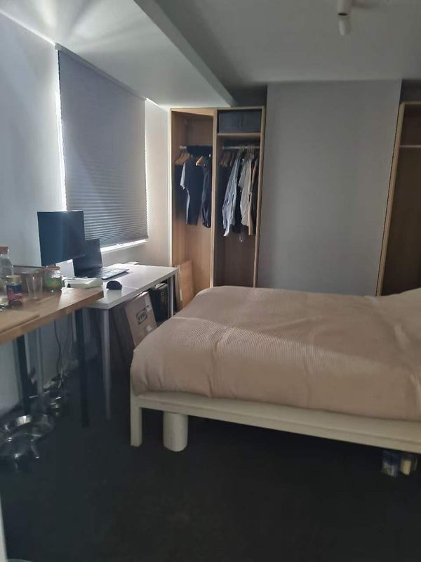Room Otterden Street in Greater London