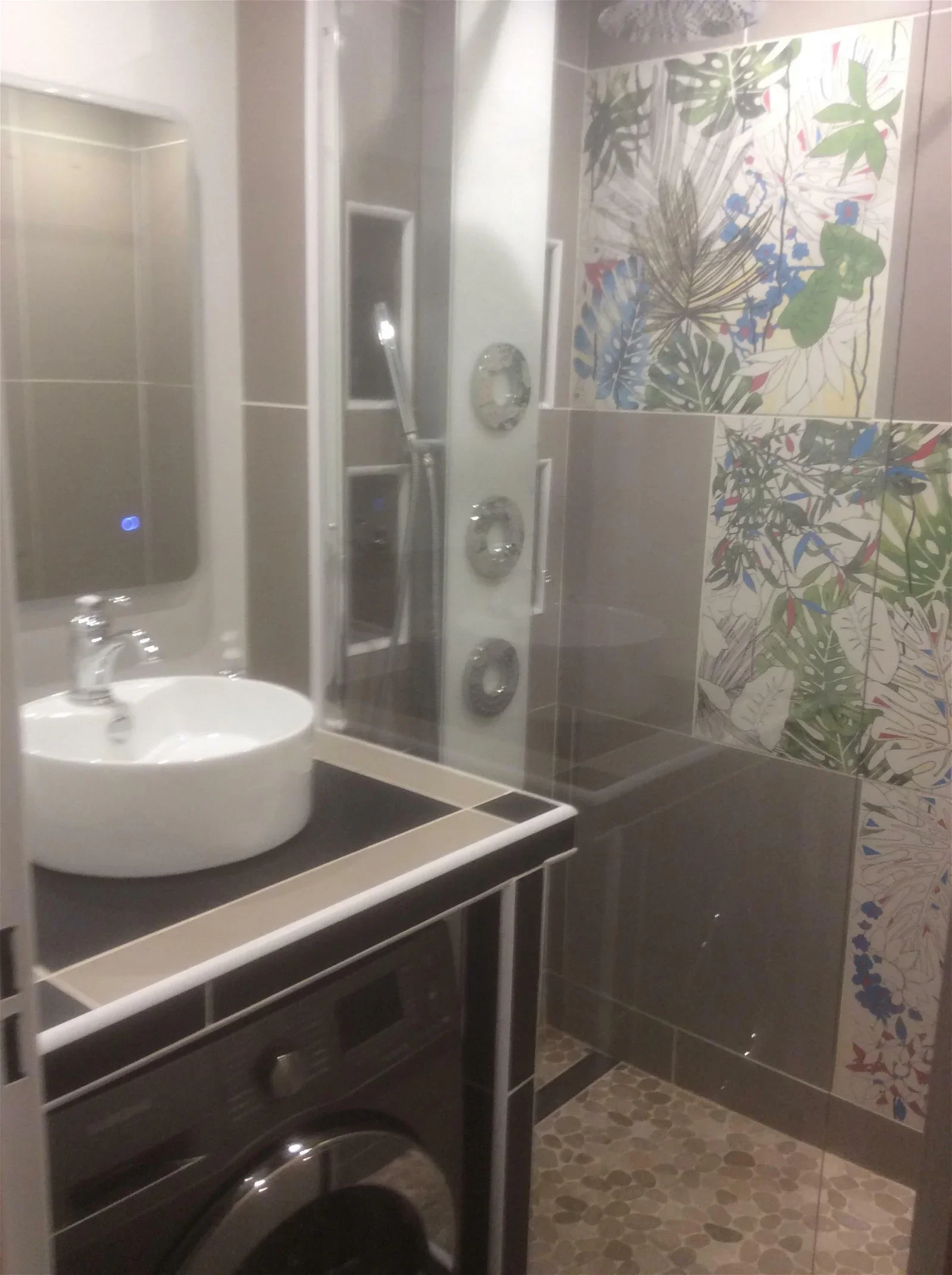 Room Avenue Voltaire in Vaulx-en-Velin