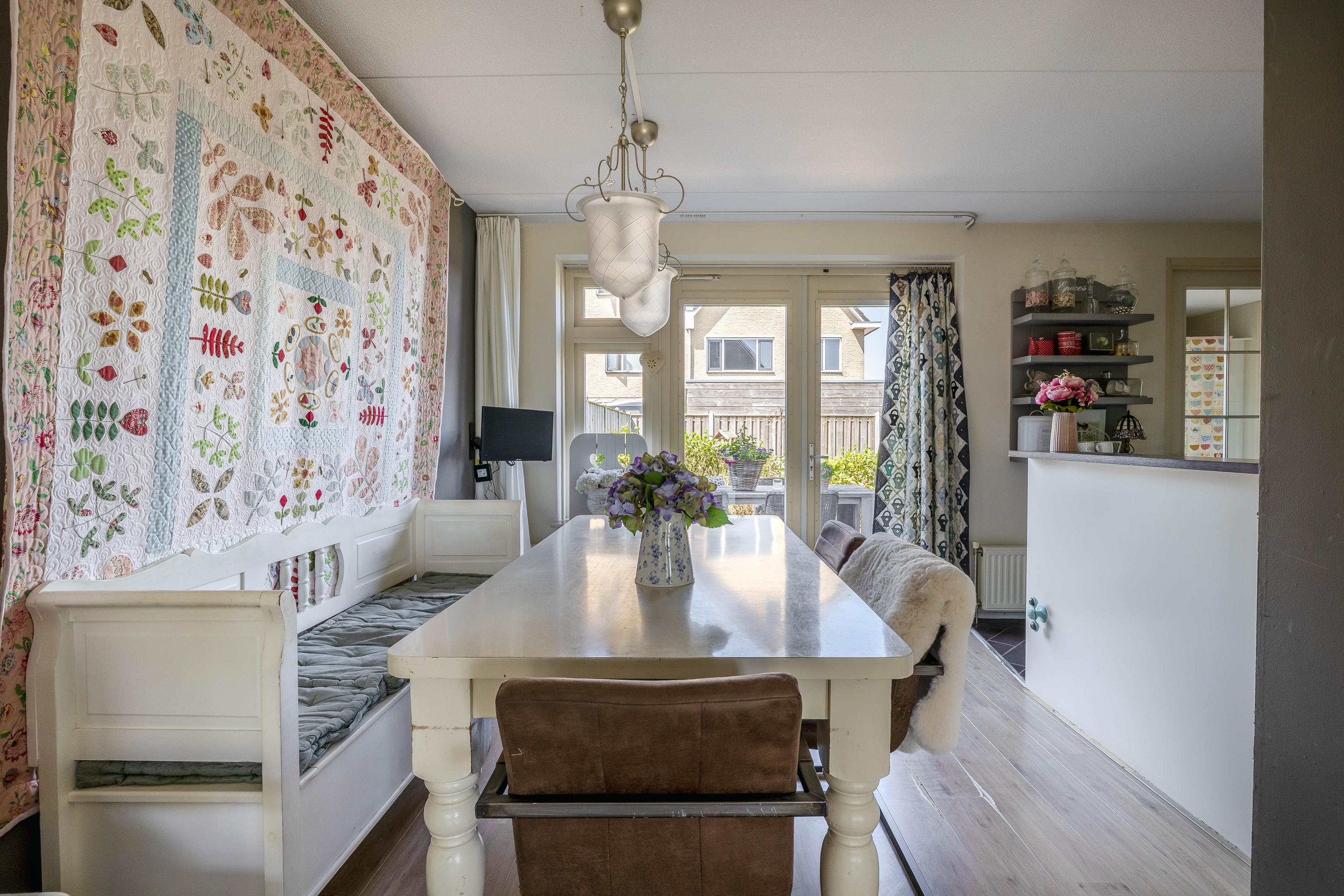 Twee-onder-één-kap te koop: Cloosterhout 2, Lemmer