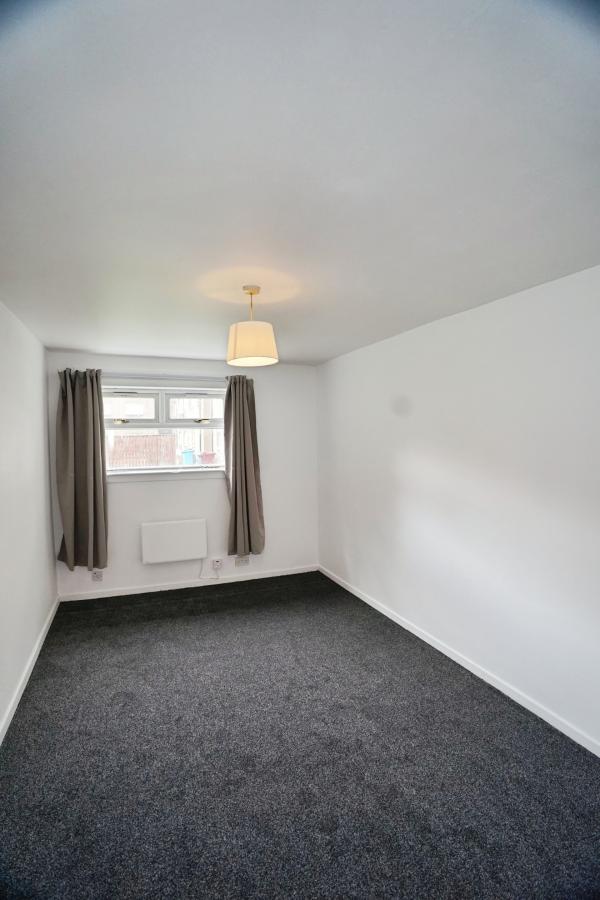 Flat Lumley Place in Grangemouth