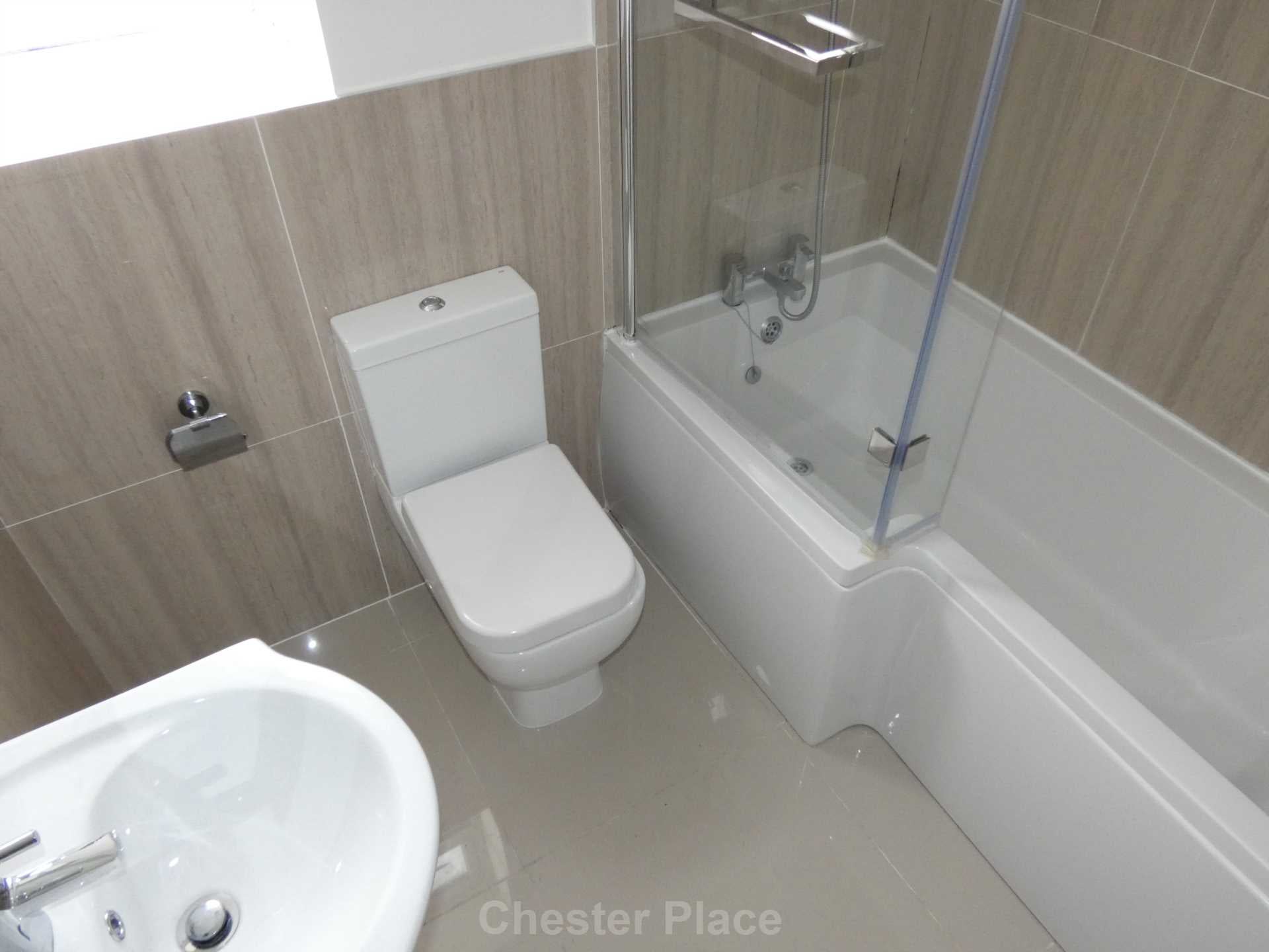 Flat Chester Road West in Shotton