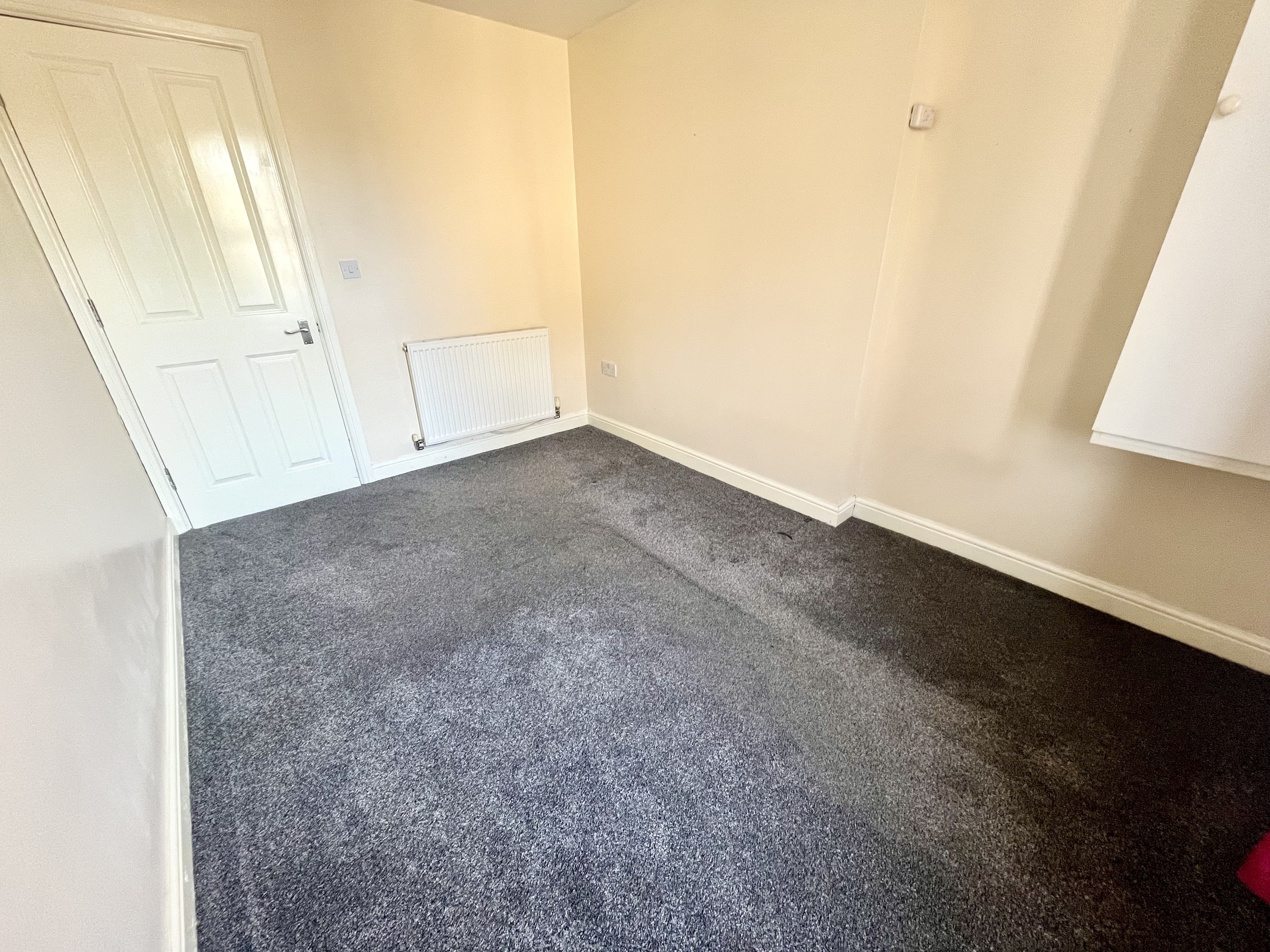 Flat Wellfield Mews in Kirklees