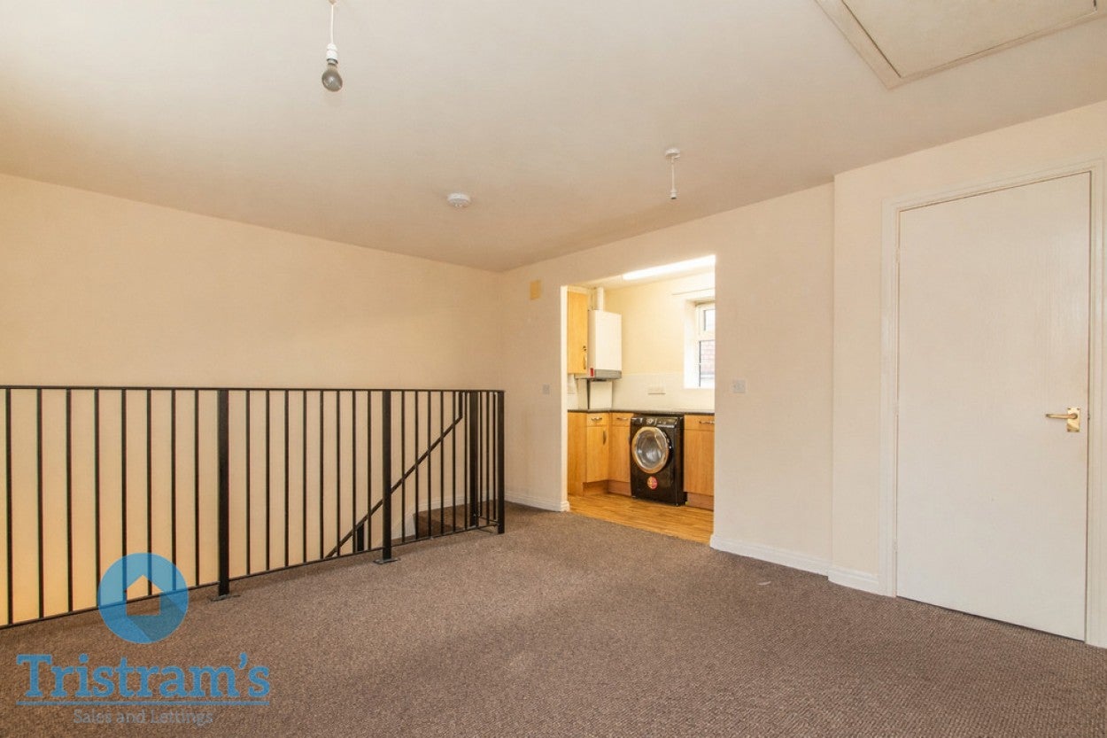 House Linnet Way in Ashfield