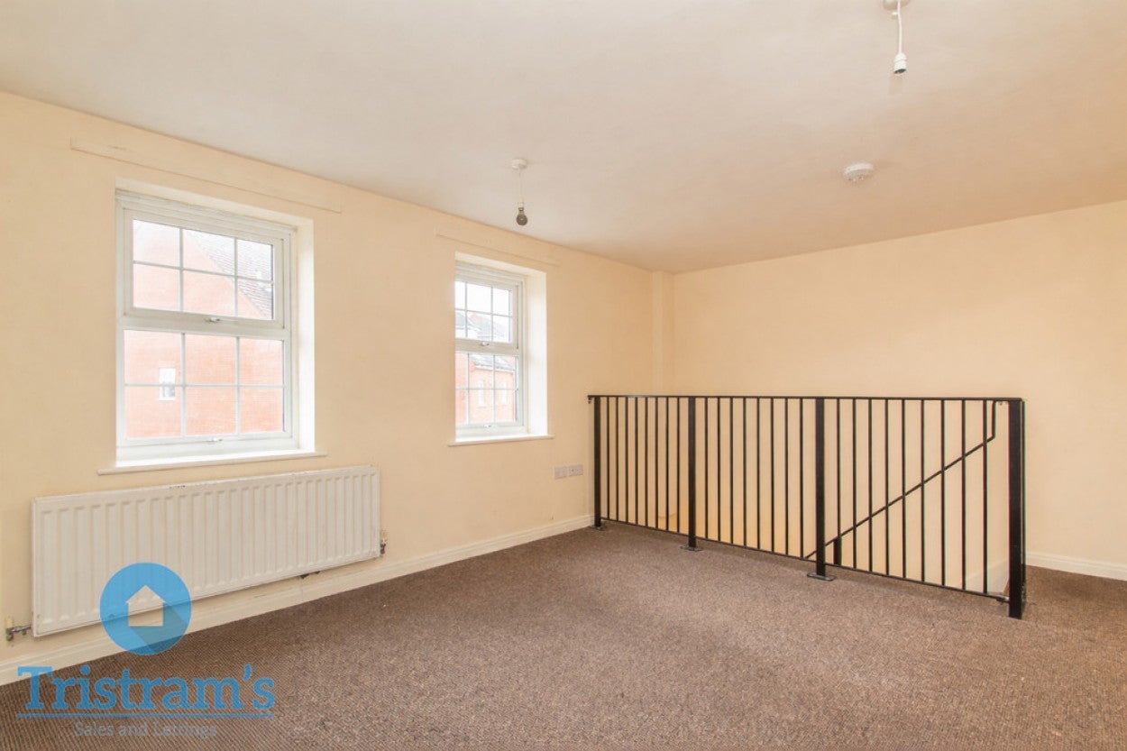House Linnet Way in Ashfield