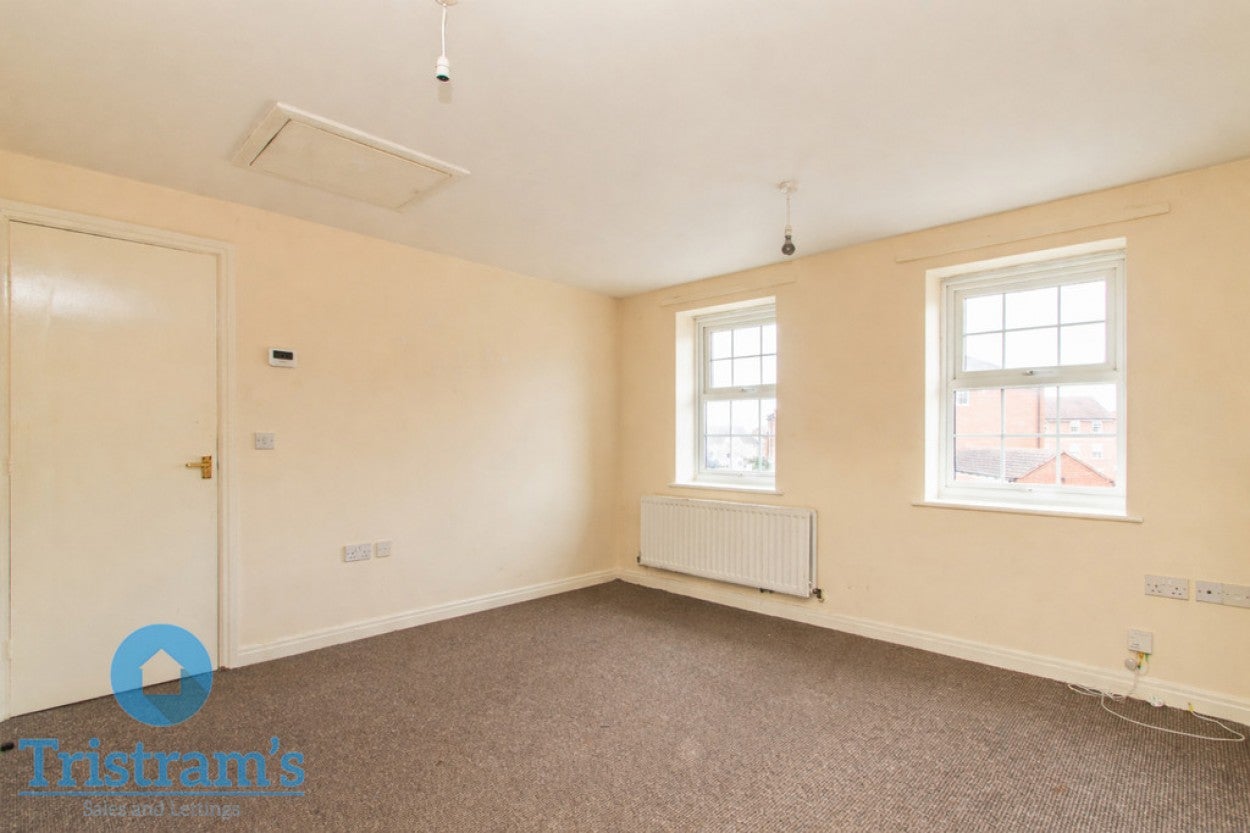 House Linnet Way in Ashfield