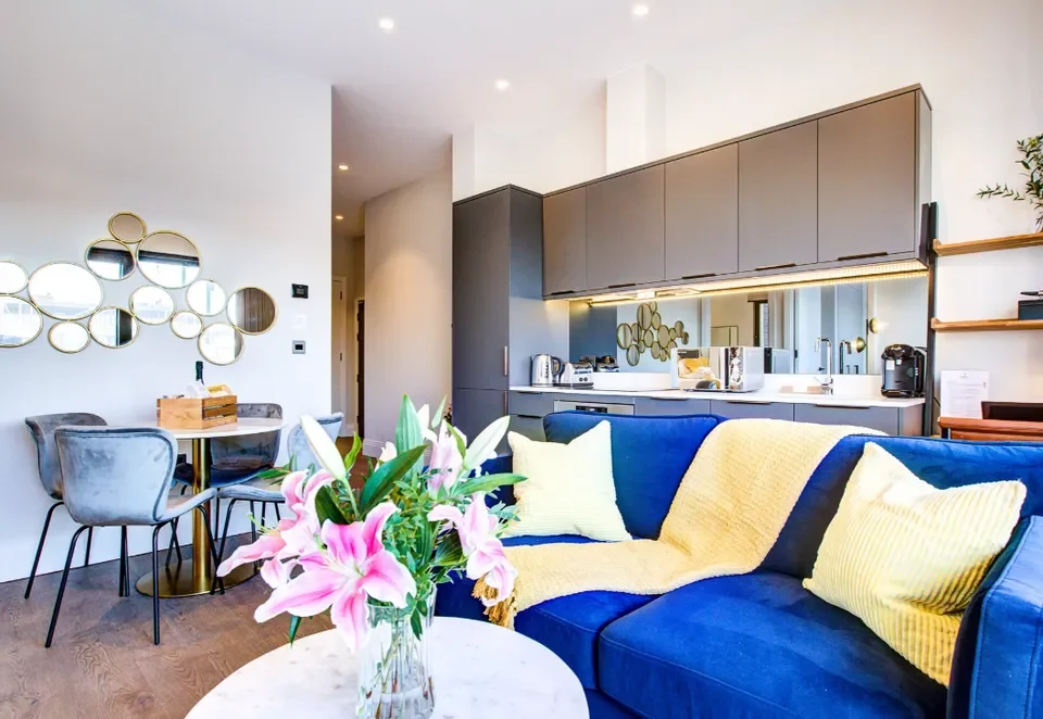 Flat Selsdon Way in Greater London