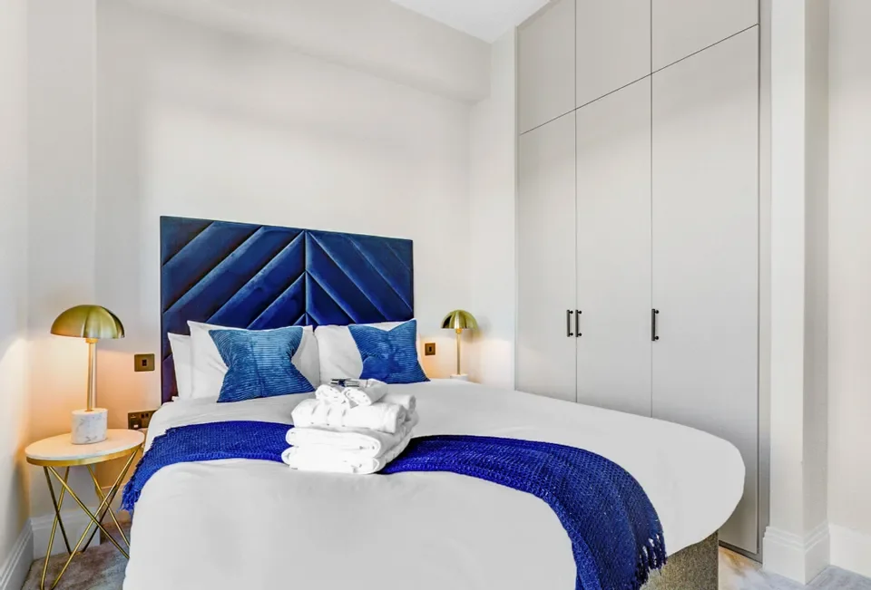 Flat Selsdon Way in Greater London