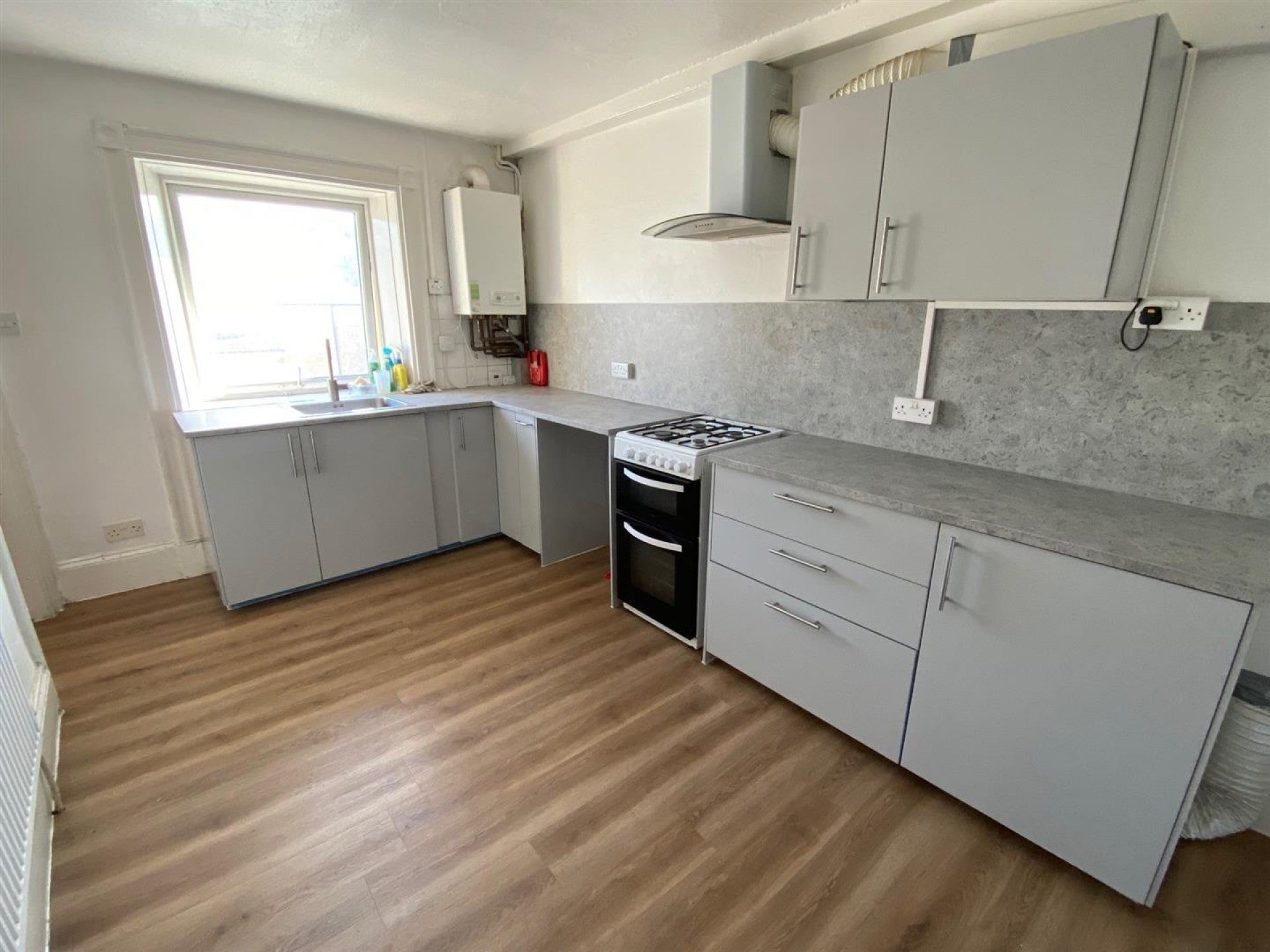 Flat Lockwood Road in Kirklees