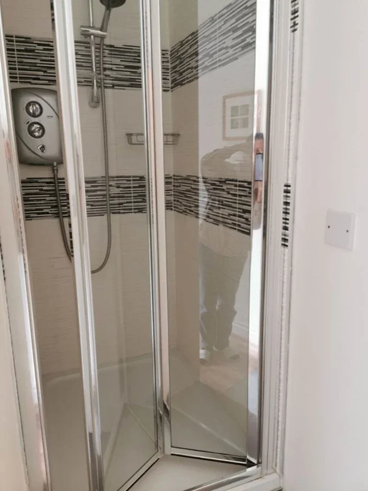 Room Becmead Avenue in Greater London