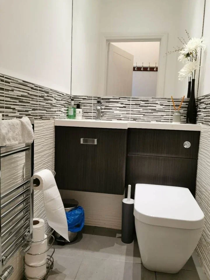 Room Becmead Avenue in Greater London