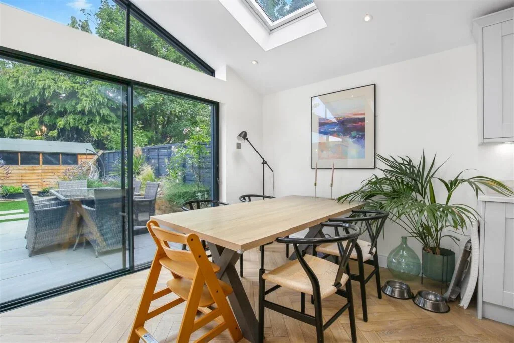 House Orchard Road in Greater London