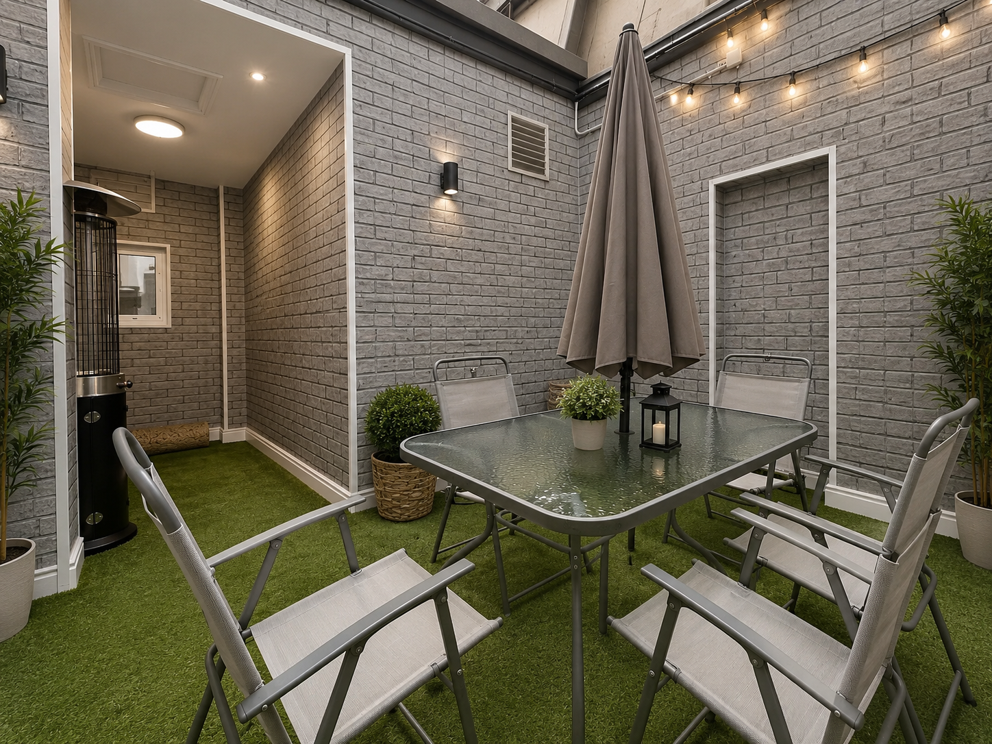 Flat Gloucester Terrace in City of Westminster