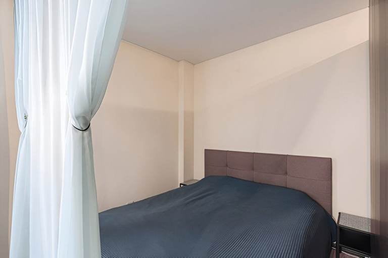 Room Station Parade in Greater London