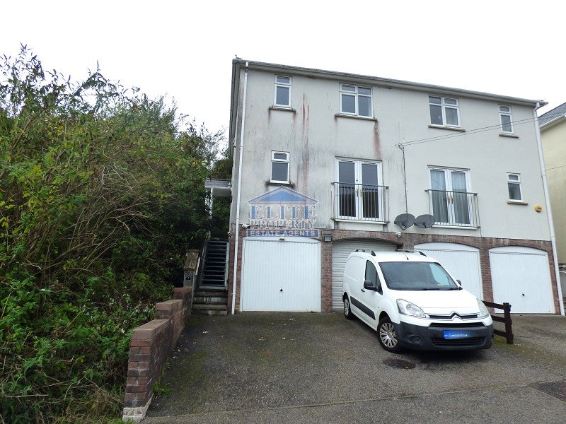 House Blandy Terrace in Price Town
