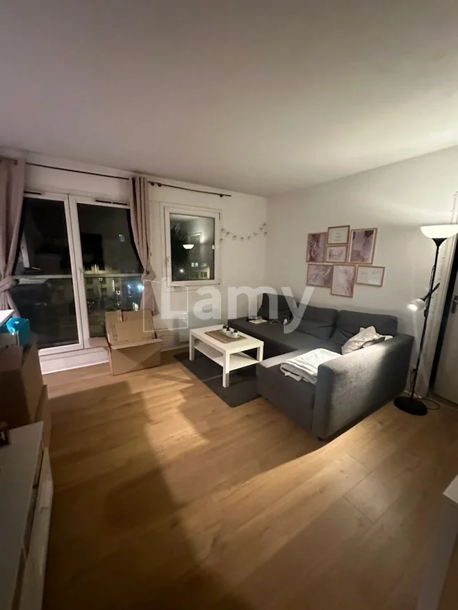 Flat Avenue du Peuple Belge in Lille