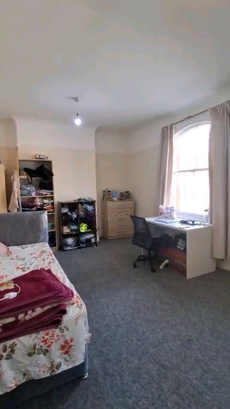 Room Hobart Street in Leicester