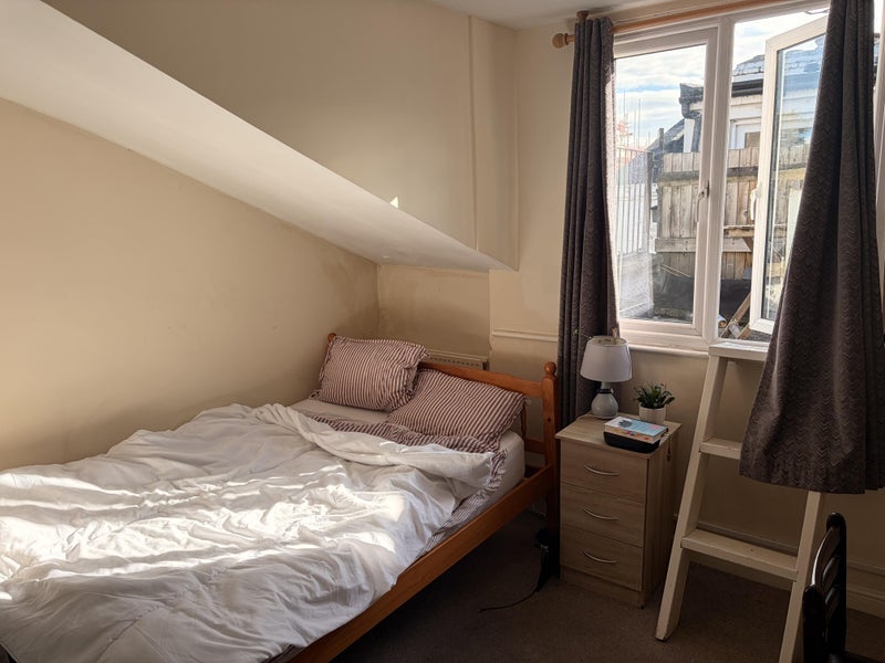 Room Royal College Street in Greater London