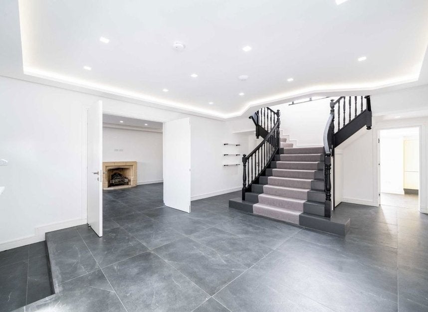 Flat Forestdale in Greater London