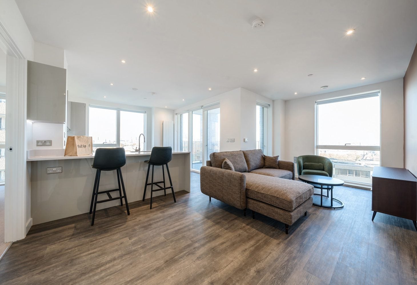 Flat Thurlow Street in Greater London