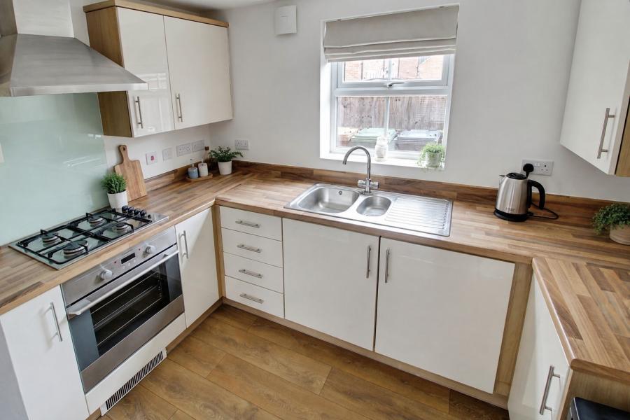 Flat Verde Close in Eye