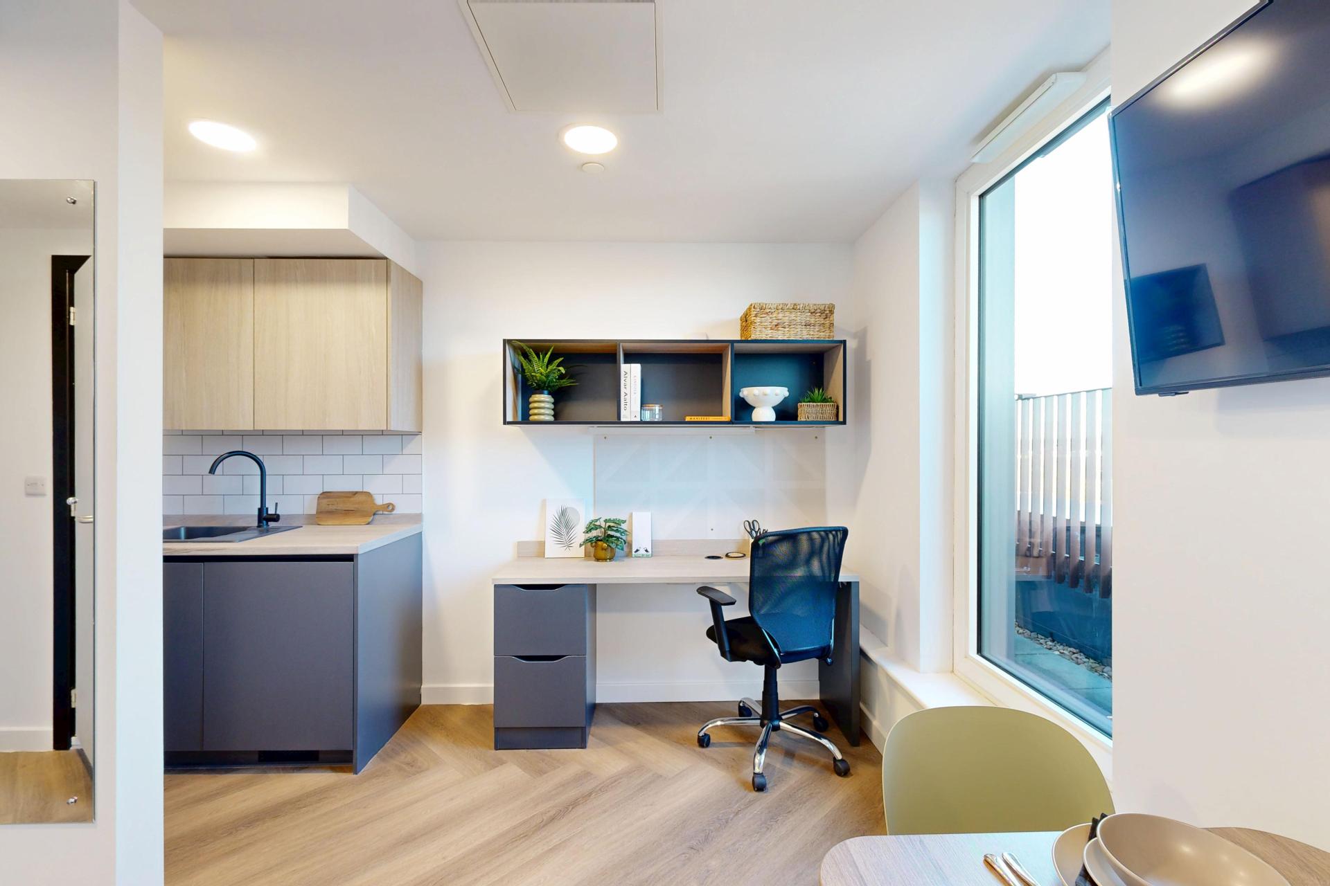 Room Radmarsh Road in Nottingham