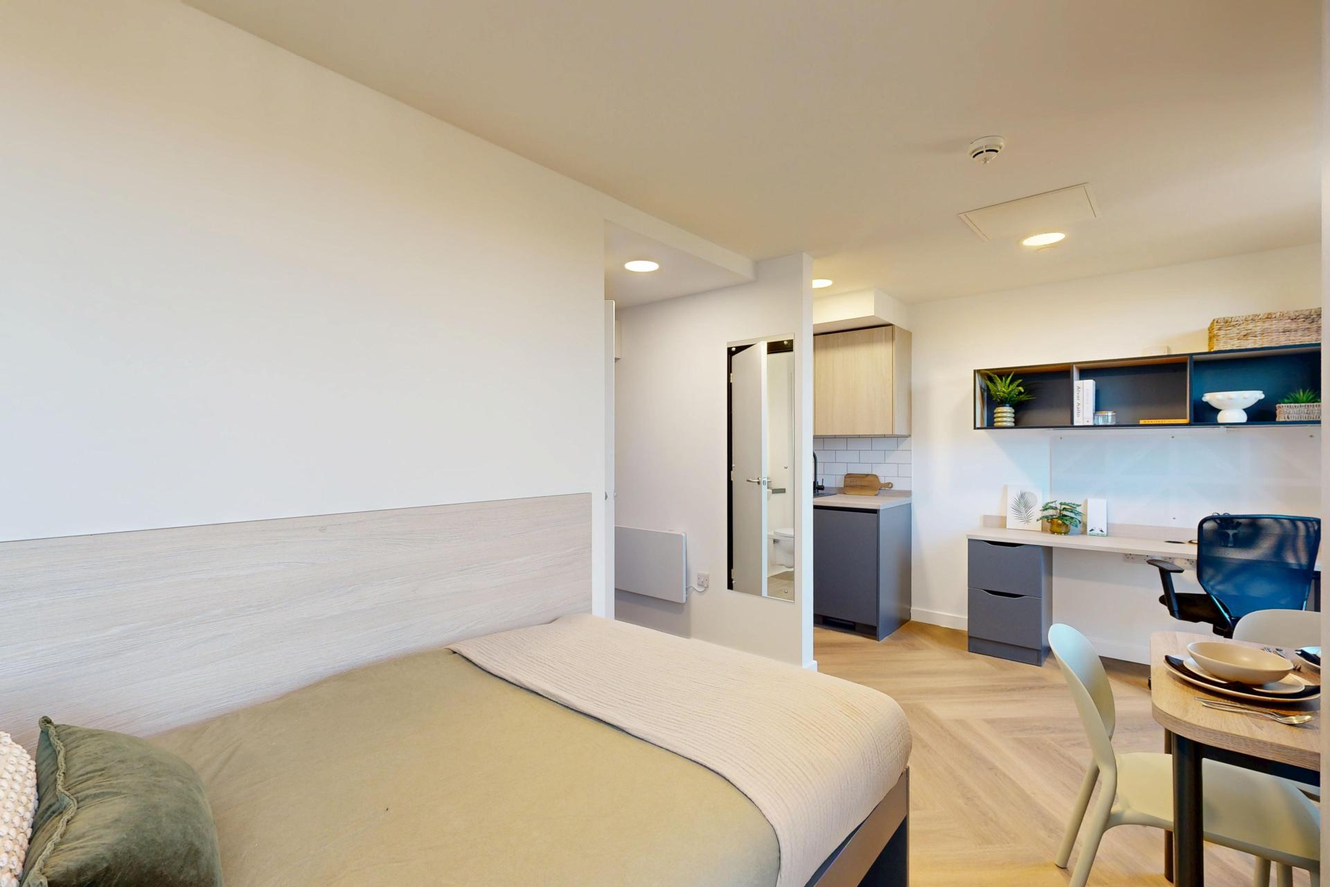 Room Radmarsh Road in Nottingham