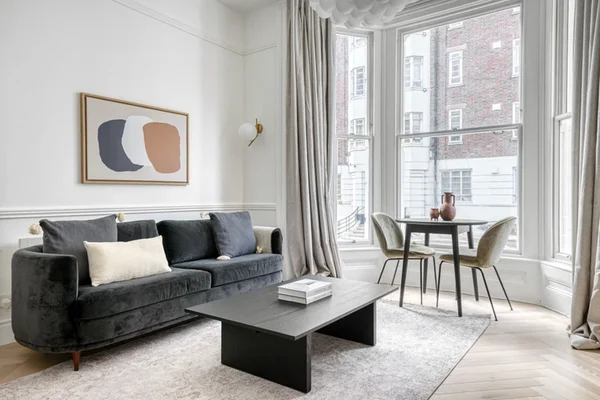 Flat Queensway in City of Westminster