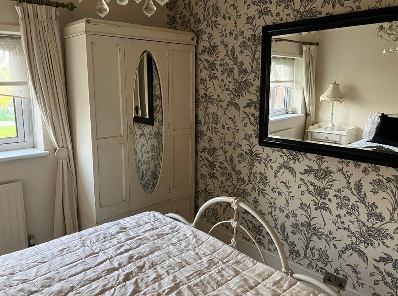 Room Wilkes Road in Brentwood
