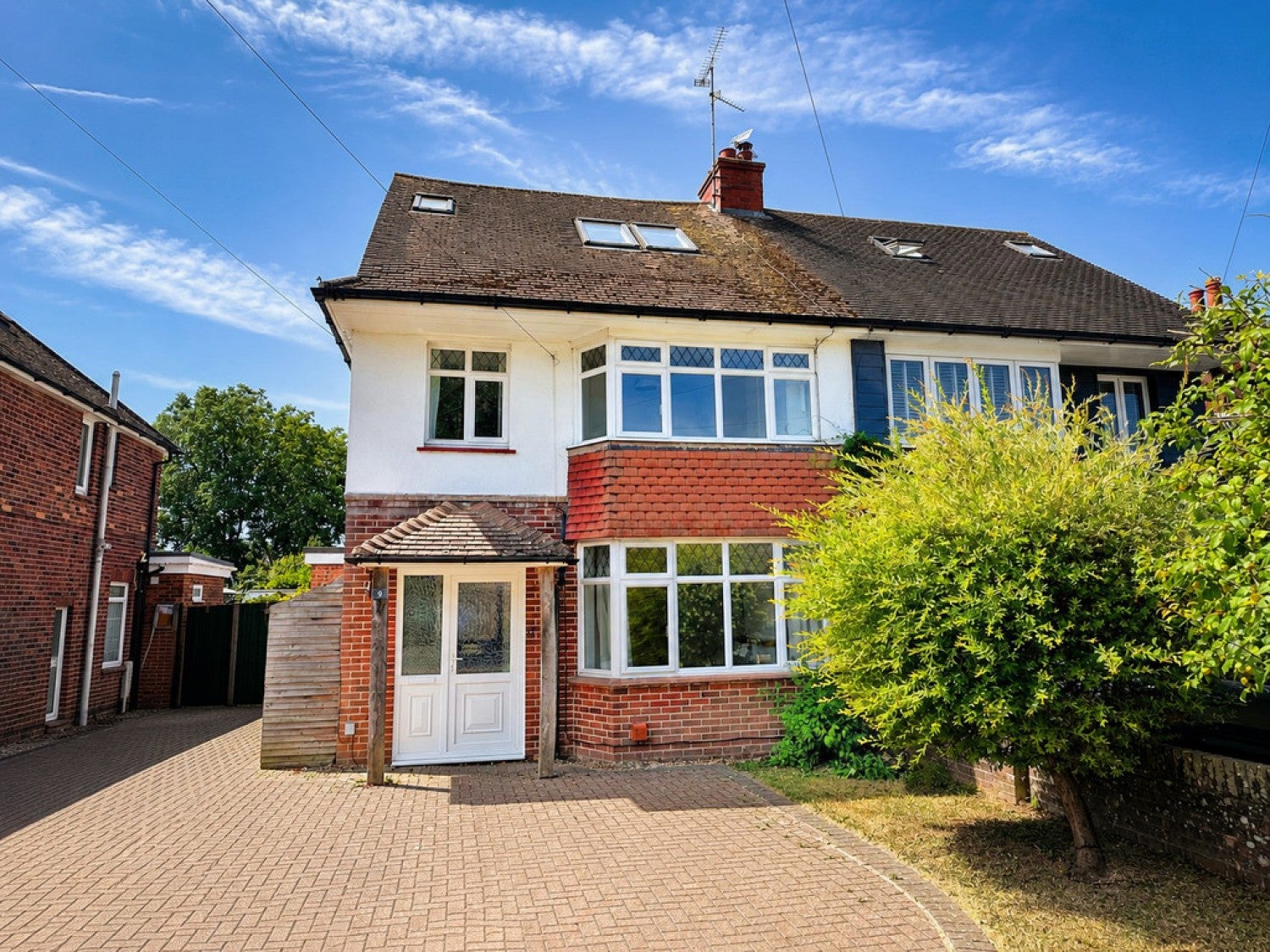 House Swindon Road in Horsham