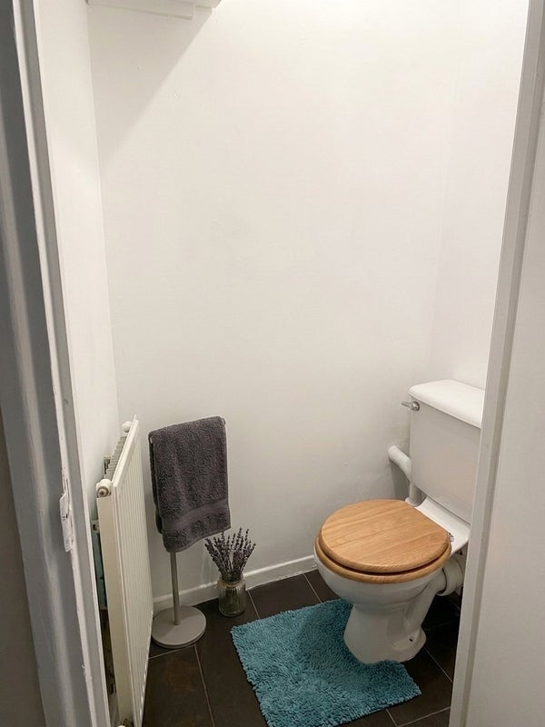 Room Retreat Place in Greater London