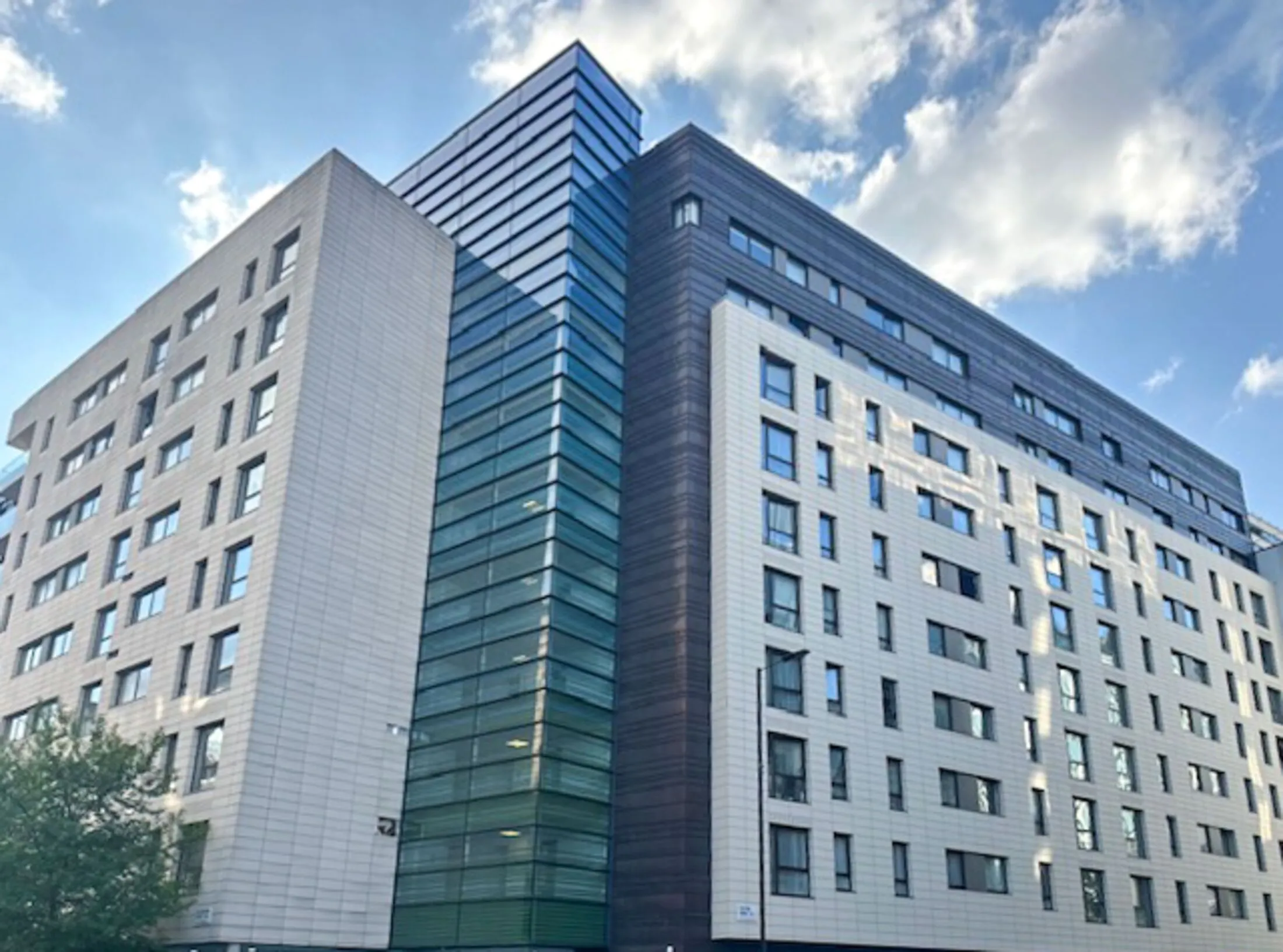Flat Wilton Road in City of Westminster