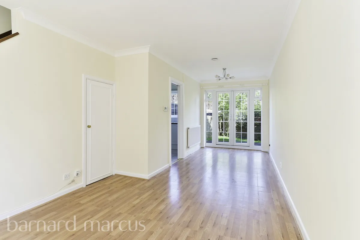 House Tapestry Close in Greater London