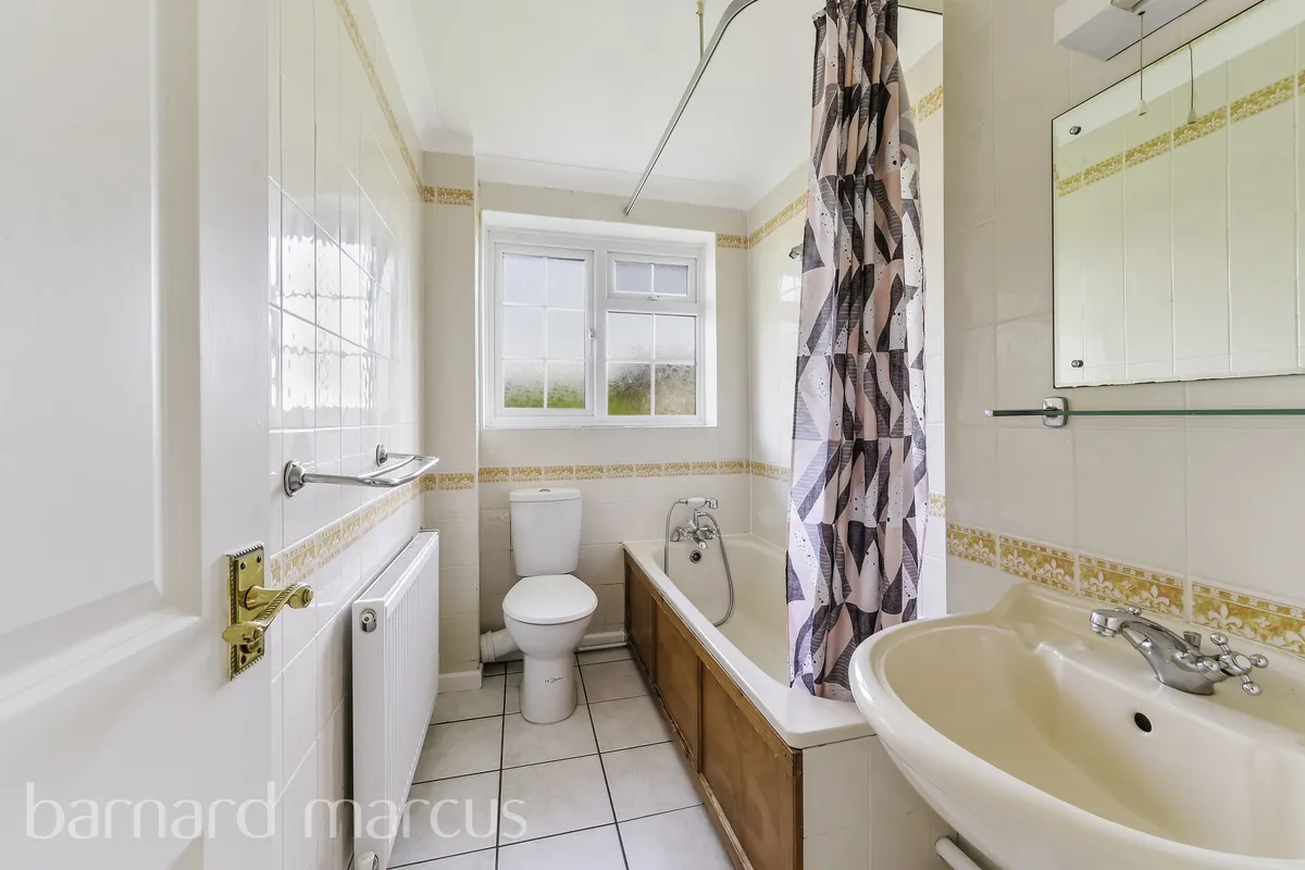 House Tapestry Close in Greater London