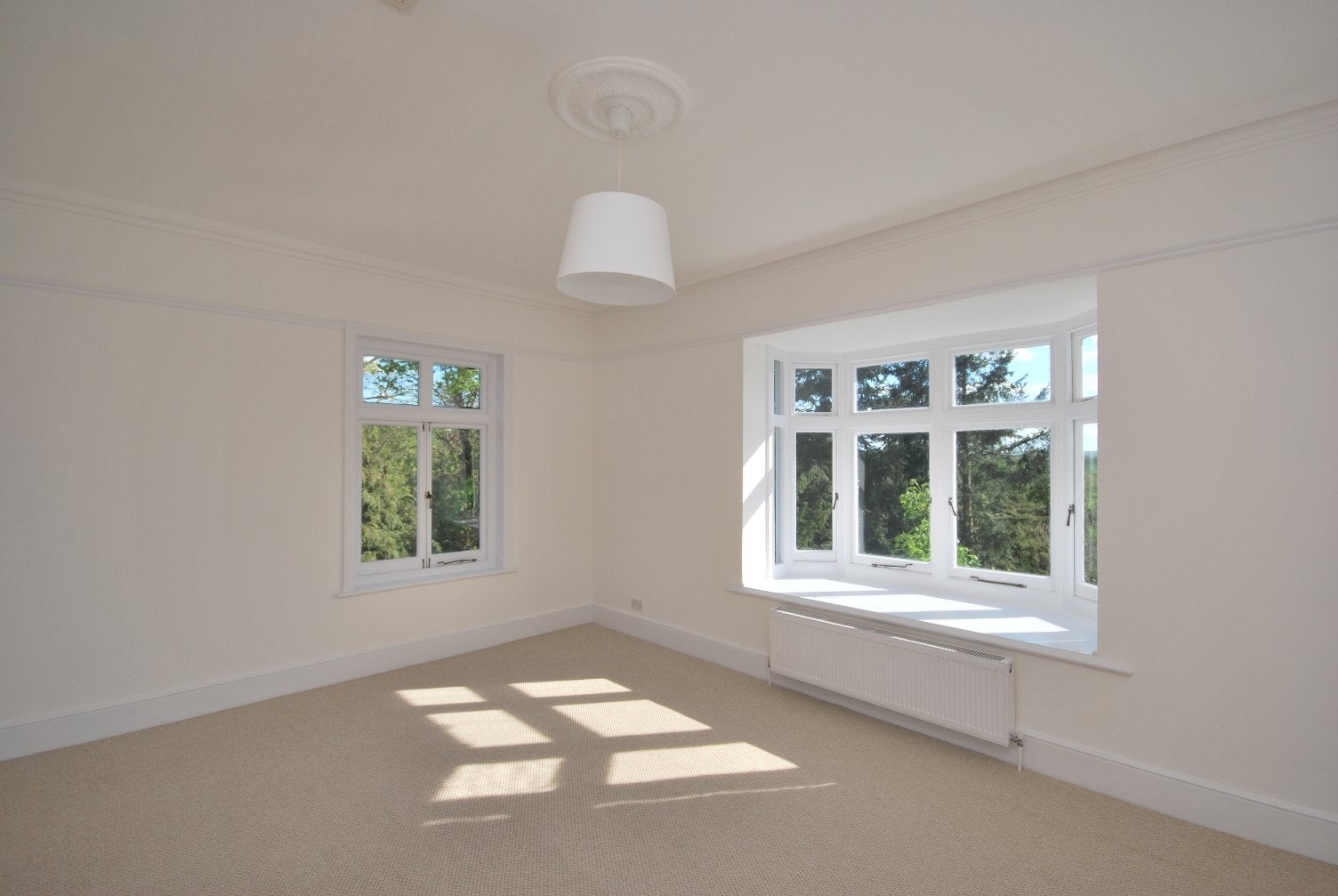 Flat Spencer Road in Greater London