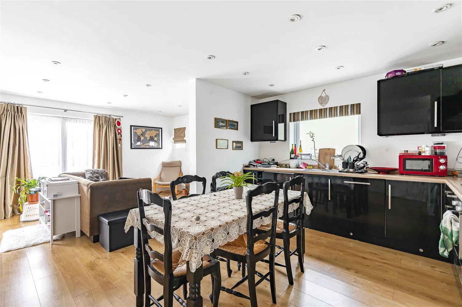 Flat College Road in Woking